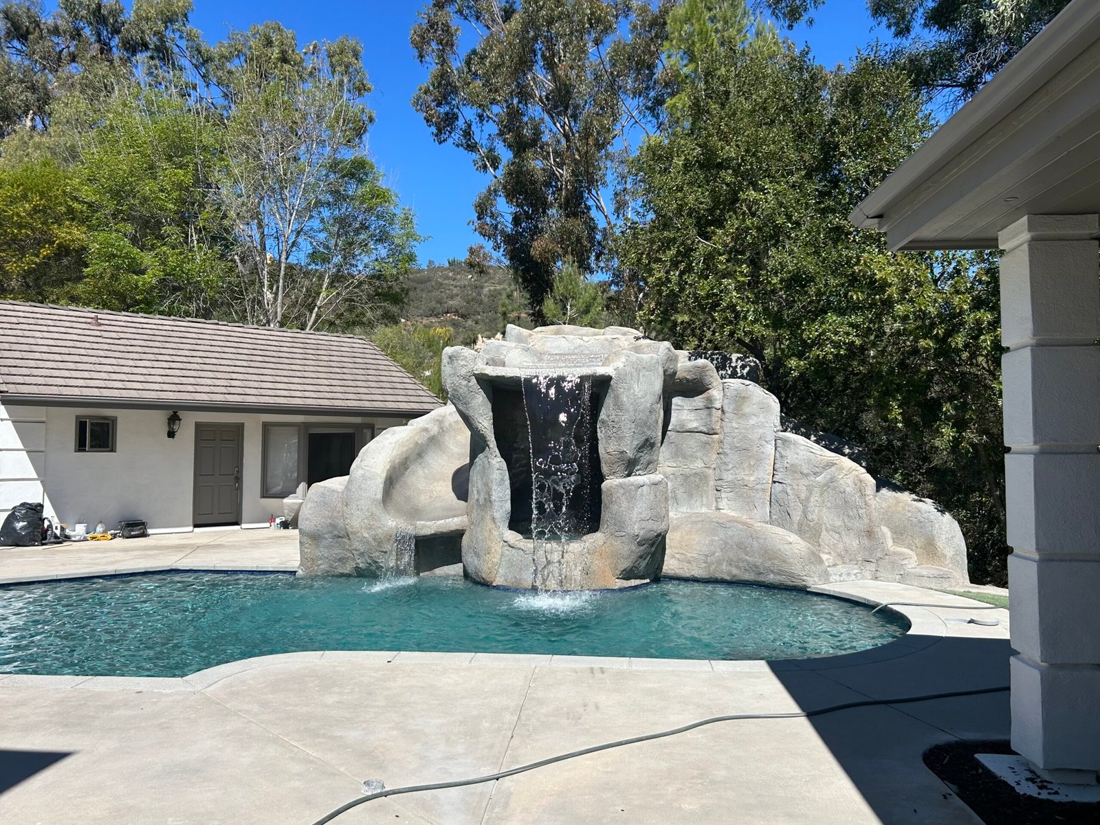 Home commercial pool service maintenance for HOA property in El Cajon